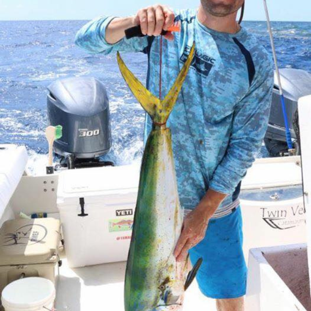 handling saltwater trophy fish